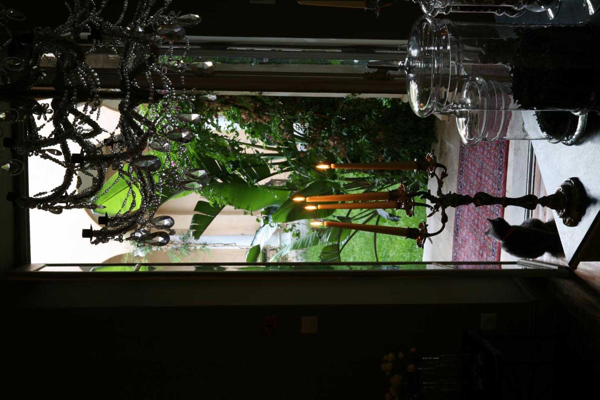 Hotel Jardins Secrets Nîmes Esterno foto