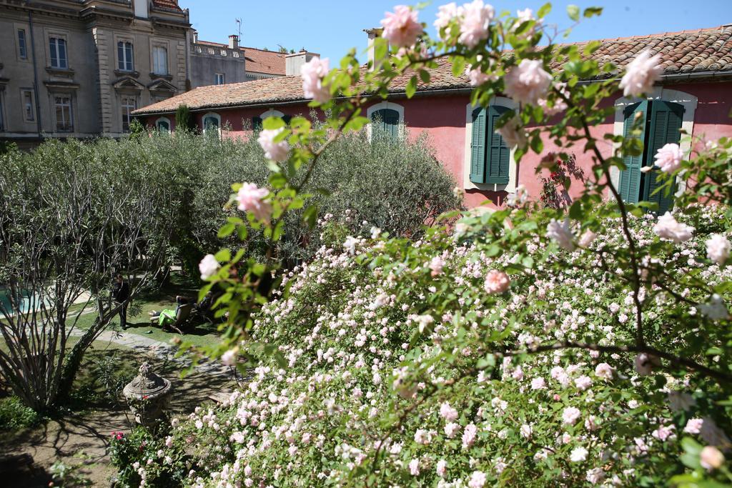 Hotel Jardins Secrets Nîmes Esterno foto