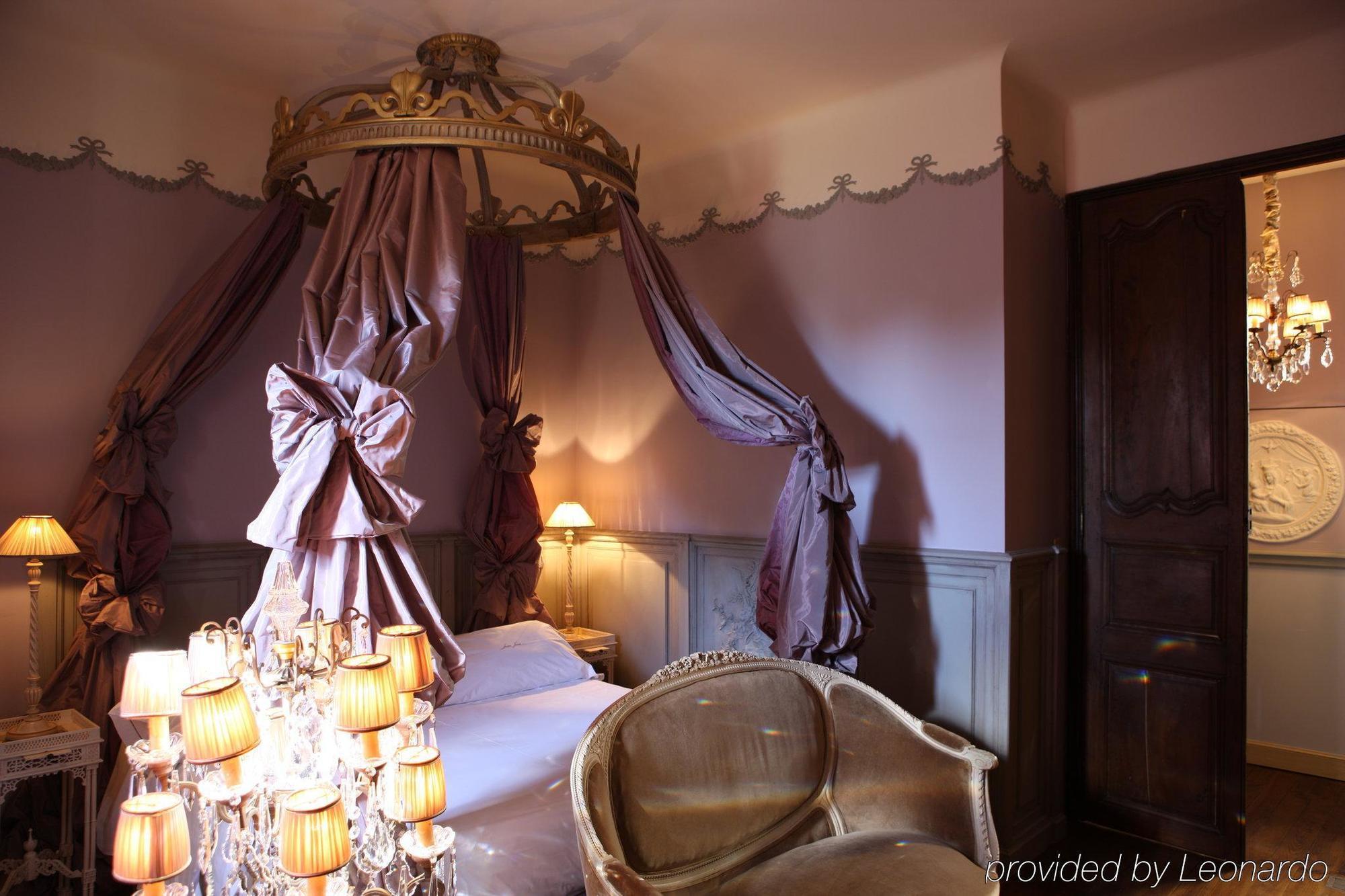 Hotel Jardins Secrets Nîmes Esterno foto