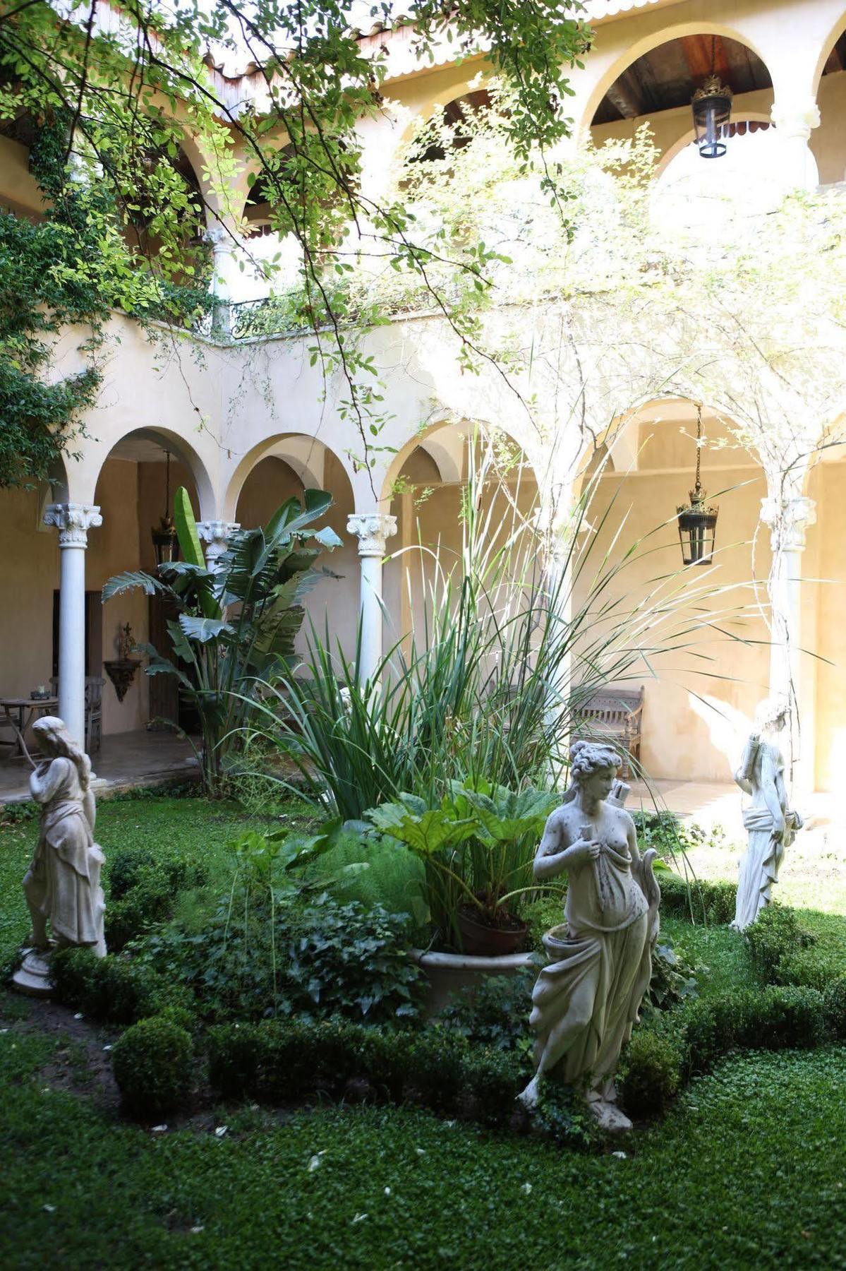 Hotel Jardins Secrets Nîmes Esterno foto