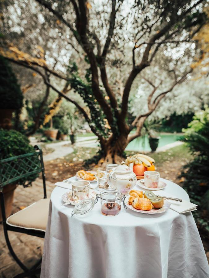 Hotel Jardins Secrets Nîmes Esterno foto